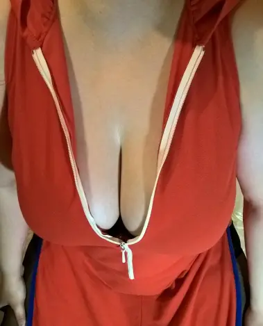 Анкета массажистки Пышечка Сладкая Грудь5 - Фото 2, метро Проспект Просвещения, 35 лет, №6588